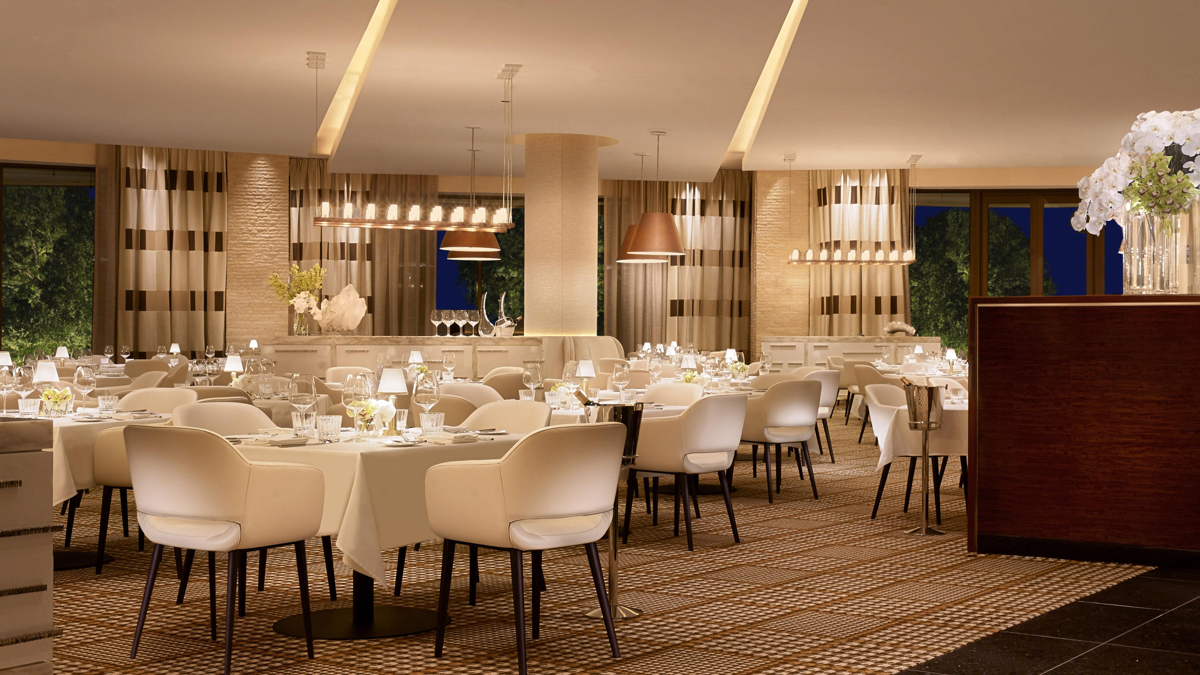 Encore Boston Harbor Everett Exterior foto The restaurant